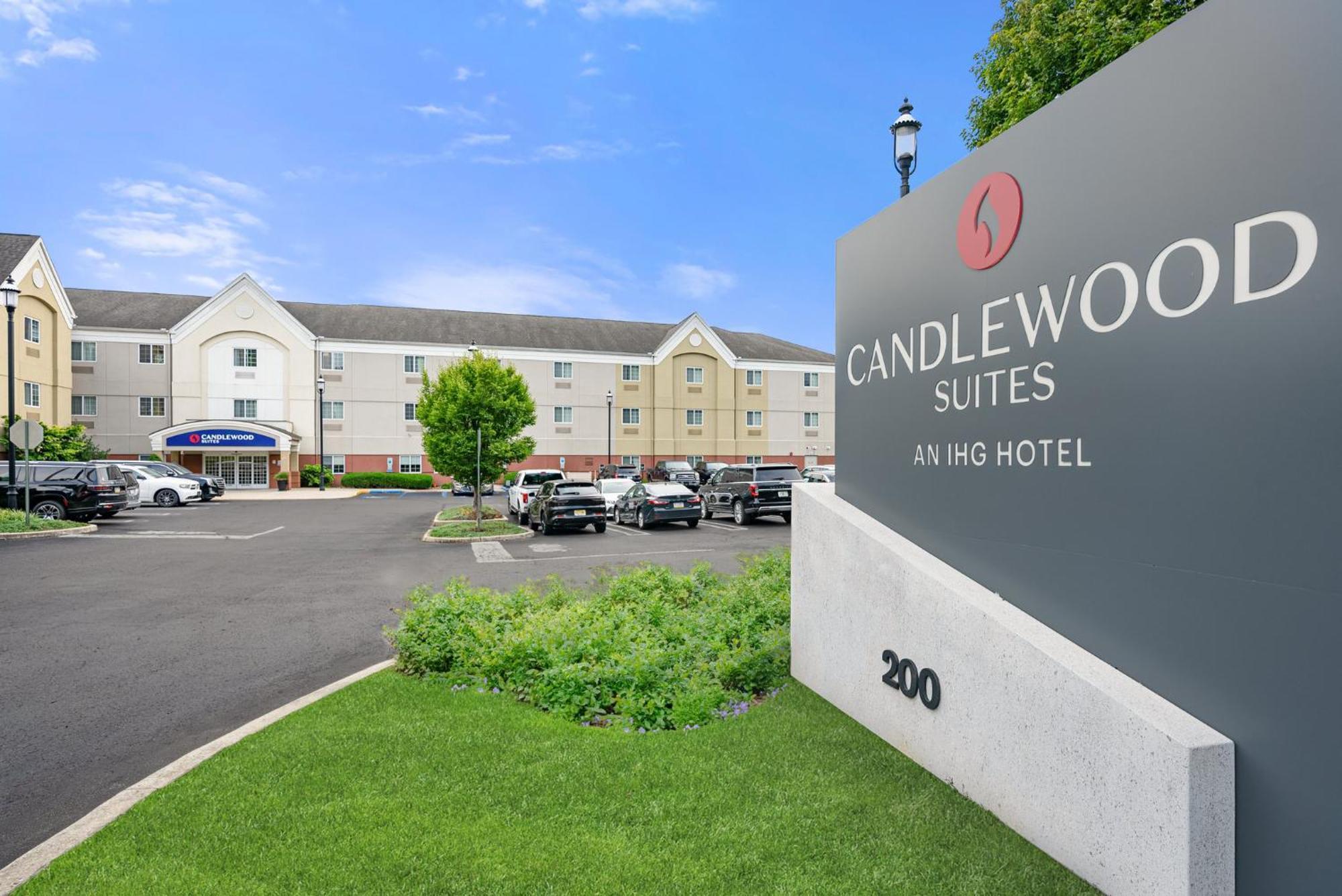 Candlewood Suites Bordentown-Trenton, An Ihg Hotel Экстерьер фото